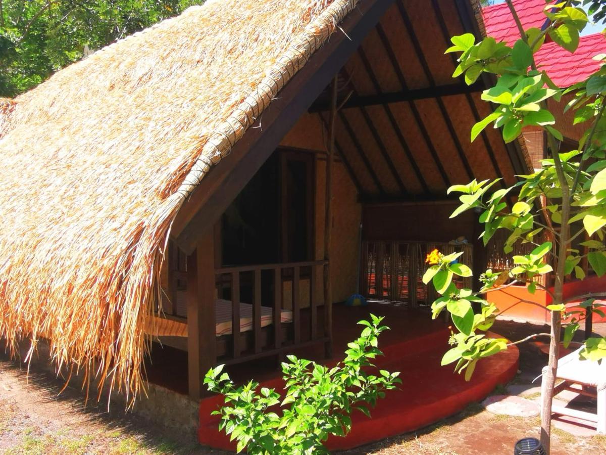 Kampung Meno Bungalows Gili Meno Exterior photo
