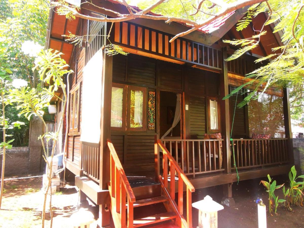 Kampung Meno Bungalows Gili Meno Room photo